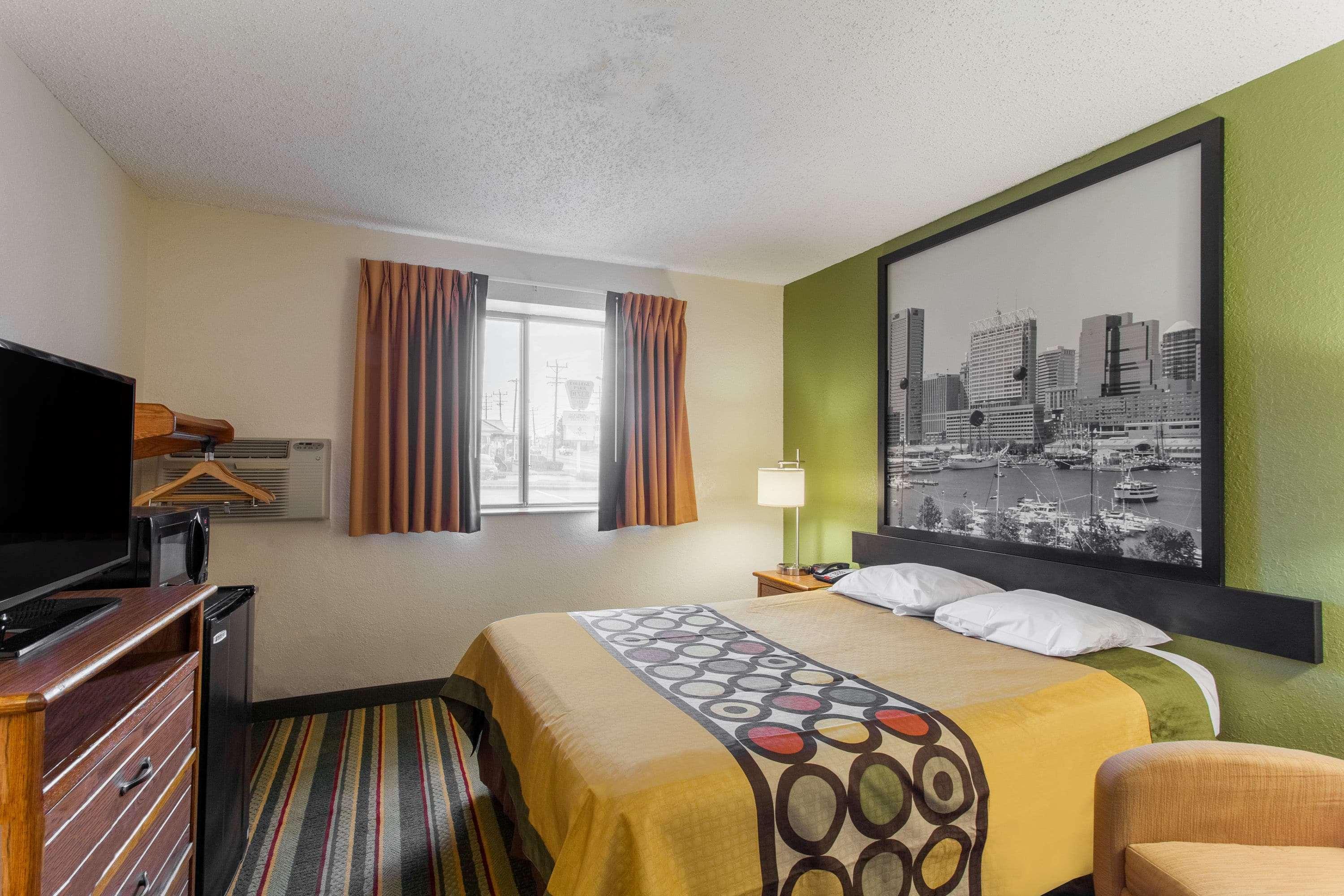 Super 8 By Wyndham College Park Wash Dc Area Hotell Eksteriør bilde